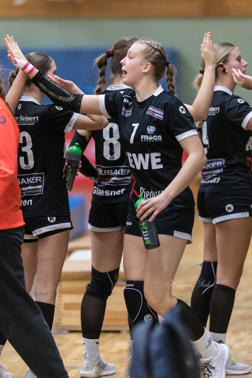 Bild 155 - wBJ SV Henstedt Ulzburg - TuRa Meldorf : Ergebnis: 22:38